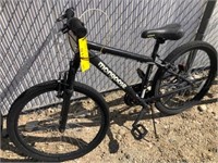 BLACK MONGOOSE MTB, (BB73)