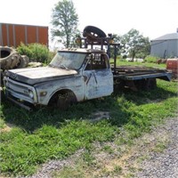 Chevroley C-30 Truck with Winch Bed - Scrap