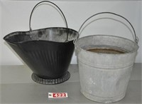 Buckets incl. ash and galvanized