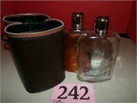 TRAVEL WHISKEY FLASKS IN CASE