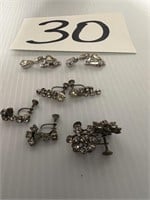 Four sets earrings