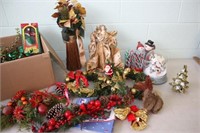Christmas Lot Including Wreaths
