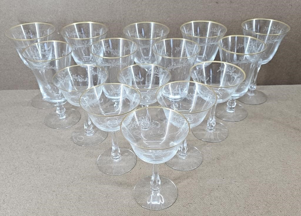 15pc Fostoria Golden Lace Glasses