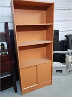 Bookshelf orange
