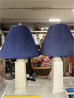 TWO WHITE TABLE LAMPS WITH BLUE SHADES