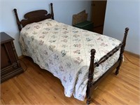 Vintage Wood Frame Bed/Twin