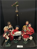 7 Byer’s Choice Christmas Carolers, Electric Oil