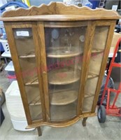 Solid oak corner curio cabinet (5ft T x 3ft W)