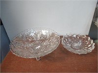 Lot of 2 Footed Bowls