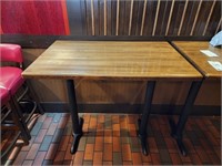 47½" x 29¾", 42½" tall, high top table