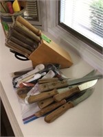 Knife Block & Knives