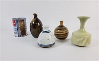 4 vases de potteries, signés