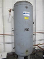 National BD Approx 200 Gal Air Expansion Tank