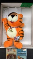 Toy tiger with stand, key rings ( Olympic Games