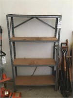 Metal shelf (cardboard protected shelving)