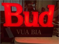 Vua Bia Bud Light Sign Light works  (living room)
