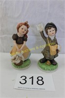 Homco Boy Delivery Mail & Girl Doing Laundry Figur