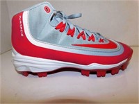 80 NIKE BASEBALL RED/GREY CLEATS - YOUTHS SIZE 4.5