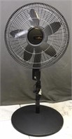 Lasko Black Standing Pedestal Fan 18in  -no Remote