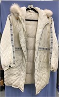 Beautiful parka 50% down, 50% feather, natural fox