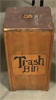 Wooden trash bin