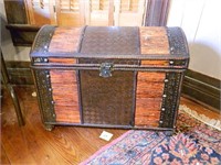 Decorative Trunk