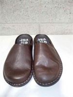 (N) Vibae Ergonomic Shoes