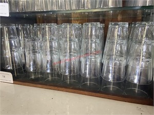 LARGE LOT - PINT GLASSES