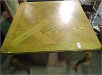 VINTAGE FRENCH STYLE DINNER TABLE 34x29