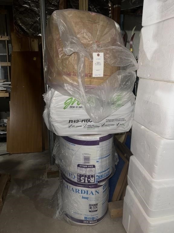 (4) Bundles of Building Insulation