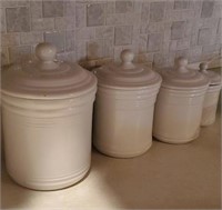 White ceramic canister, set of 4