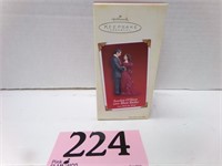 RHETT AND SCARLETT HALLMARK ORNAMENT