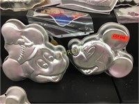 Wilton Mickey & Mini Cake Pans