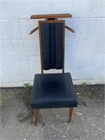 Vintage Gentlemans Chair with Storage