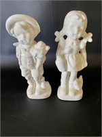 Vtg Pocelain Boy & Girl Figurines