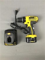 Dewalt Cordless Drill W Battery & Charger