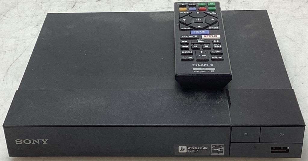 SONY BLU RAY PLAYER w REMOTE