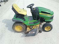 2007 JD Riding Mower with Manual