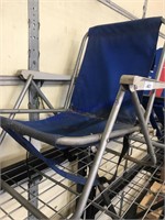Fold-up beach chair