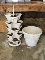 Large and Stackable Flower Pots