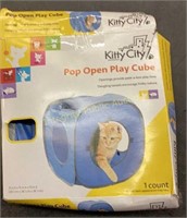 Kitty City Pop Open Play Cube
