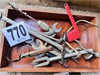 Tools(Front porch)