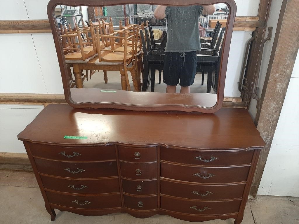 Malcolm wooden dresser with mirror