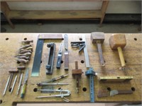 Carpentry Tools / Outils de menuisier
