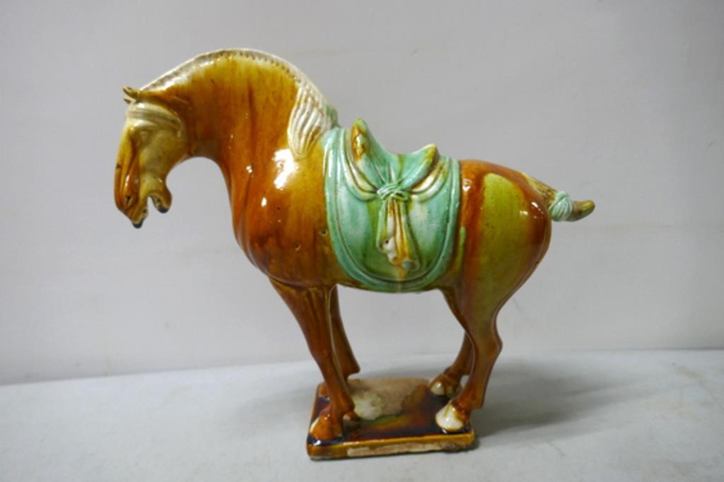 Ceramic Horse 10"Lx9 1/2"T