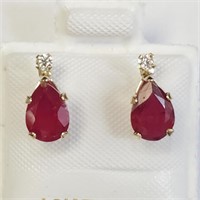 $400 10K  Ruby(1.04ct) Moissanite(0.06ct) Earrings