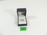 Ring 14K Gold & Diamond - Size 5.5