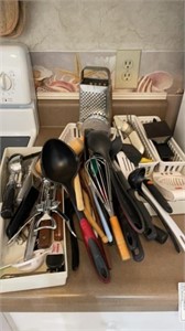 Kitchen utensils, toaster, ice cream maker