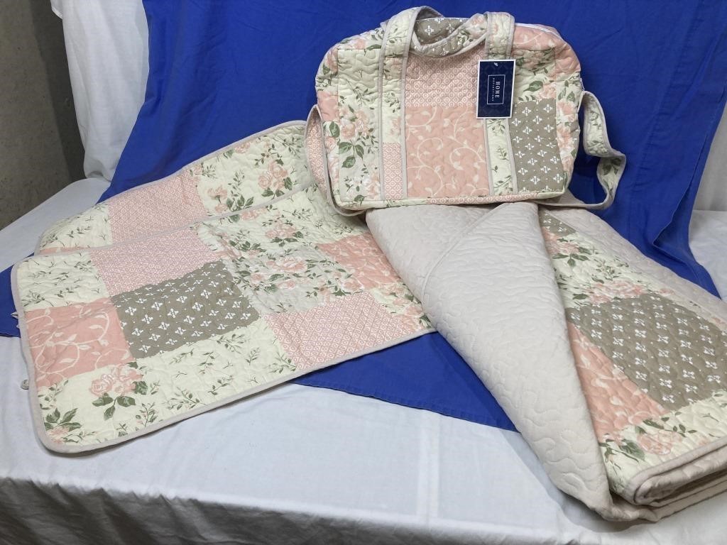 3 Piece Full Size Quilt Set with Tote