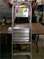 Aluminum Step Ladder